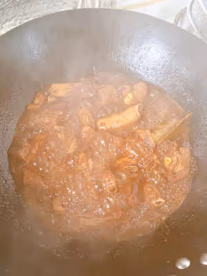 家常排骨🍖土豆燉豆角
