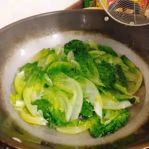 又甜又脆的水煮生菜