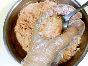 酥炸肉丸