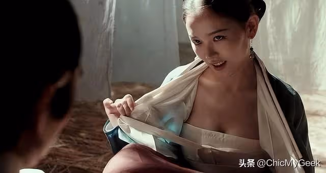 不惜大尺度裸露!她花12年,終於擺脫萬年女二!