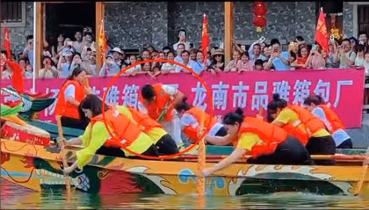 撒貝寧陳妍希比賽龍舟,撒貝寧動作超搞笑,陳妍希女神范十足