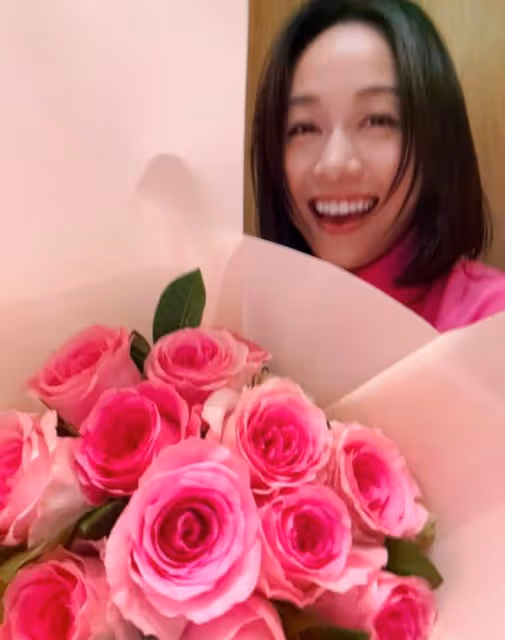 黃心穎端午節收野花被群嘲太寒酸,結婚半年遭遇各種婚後壓力