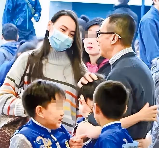 郭嘉文孤獨過端午吃粽子,和李澤楷確定分手,31歲變回普通女孩
