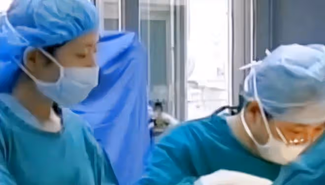 回顧:廣西一男子照顧植物人妻子,沒想到妻子竟順利產子後甦醒