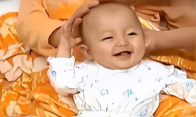 回顧:廣西一男子照顧植物人妻子,沒想到妻子竟順利產子後甦醒
