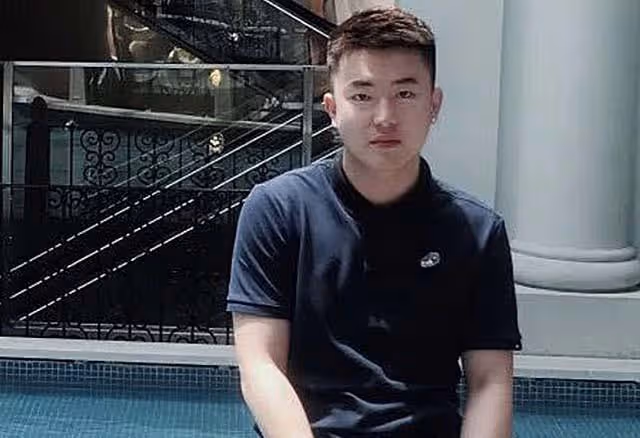 回顧陝西父子在巨浪中救人,兒子不幸遇難,後遇難地政府發10萬元