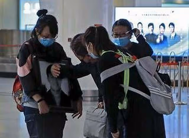 回顧陝西父子在巨浪中救人,兒子不幸遇難,後遇難地政府發10萬元