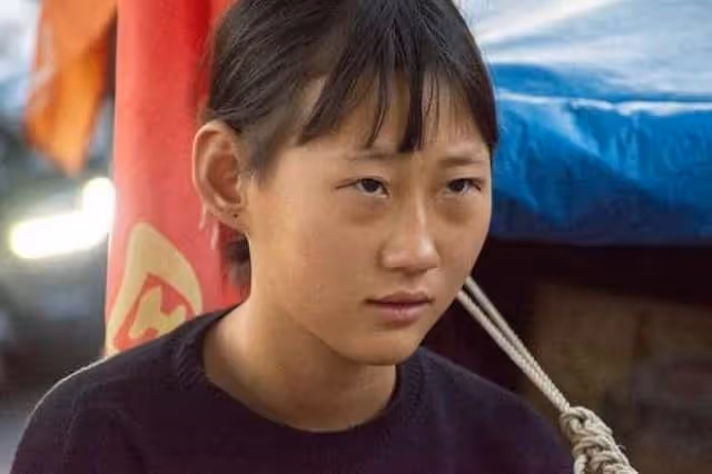 2018年,遼寧父親帶女兒徒步7千里去雲南,路上靠直播補貼生活費