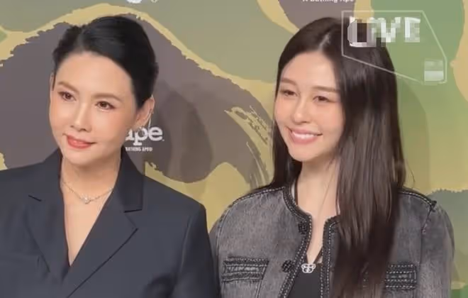 邱淑貞大女兒算不算大美人,看看她和媽媽的合照就知道了