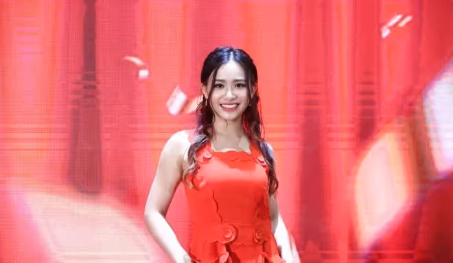 前亞姐季軍驚喜亮相《愛回家》，網友贊演出自然，預告角色繼續有戲