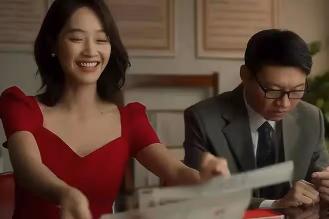 劉亦菲一直很清楚且一直在利用自己的優勢馳騁娛樂圈