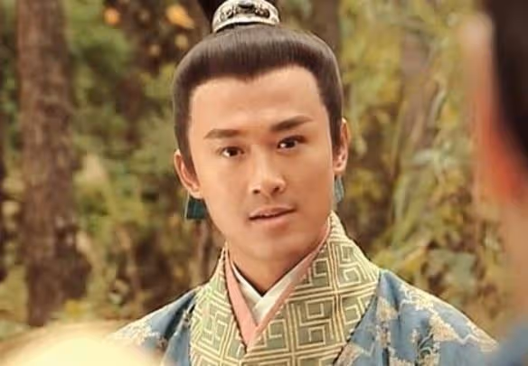 還記得最帥小嬴政嗎？打個暑假工驚艷觀眾十幾年，37歲的他長這樣