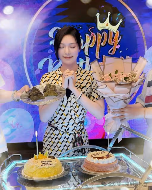 馮盈盈30歲生日報喜!獲港大碩士一級榮譽優等成績:上屆得4個