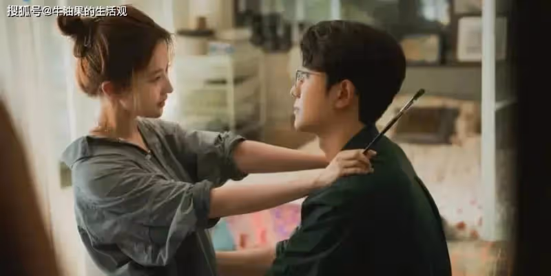 劉亦菲新劇崩潰大哭上熱搜：從萬人迷到黃臉婆，戀愛腦註定要吃苦