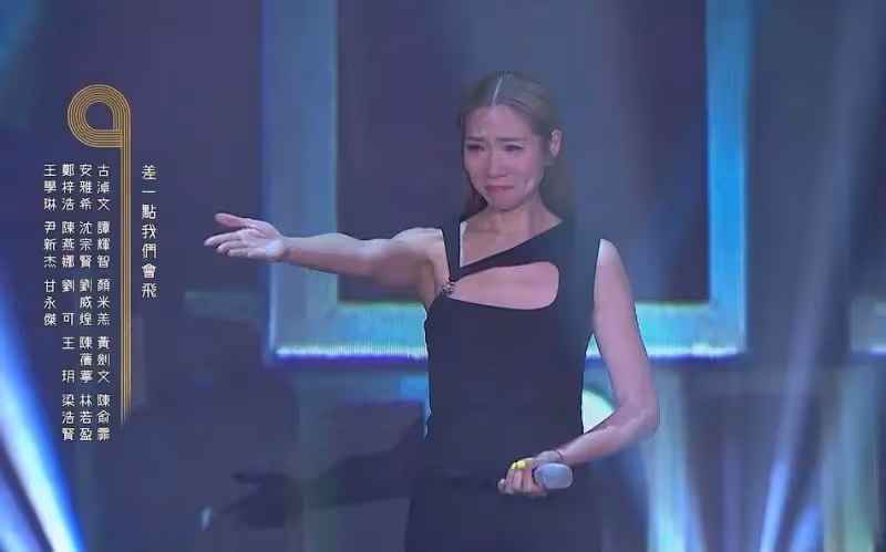 TVB知名女星「鹹魚翻身」，自揭傷疤三度落淚，感謝曾志偉拯救自己