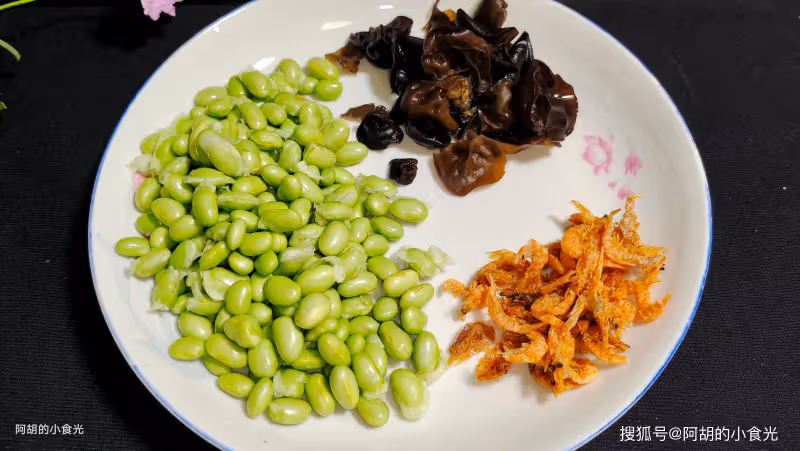 鮮毛豆和它絕配,一碗全是高蛋白!一煎一燉鮮透了,吃出口口爆汁、吃出好胃口