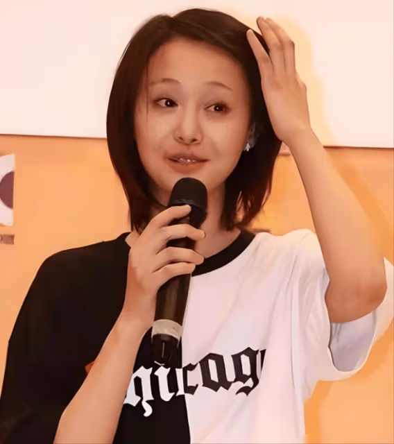 鄭爽為高考發聲,言語中透露野心!曾自曝當導演拍閃婚、復仇短劇