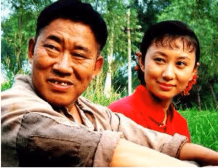 他是國家一級演員,因嘴歪演了一輩子壞人,女兒竟是我們熟悉的她