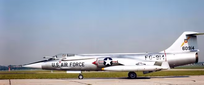 海天雄鷹：1965年空戰美戰機型號錯誤！童蕾烏曉形象超越田雨