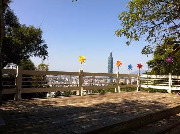 獨居一棟樓！吳宗憲雙手奉上「奢華4.5億豪宅」遠眺101　為了疼老婆「衣帽間跟臥室一樣大」內部曝光