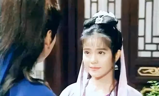 狄鶯不鬧離婚了,孫安佐在健身房變得有禮貌,一家三口正式和解!