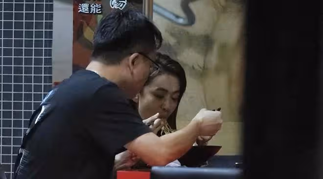柯以柔戀愛了！恭喜，男方表白滿2個月，目前正處於熱戀期間