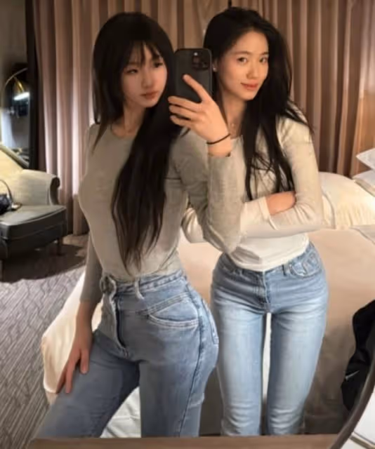 小S大女兒高中畢業,小S自誇誰這麼會生啊!母女穿同款禮服出鏡