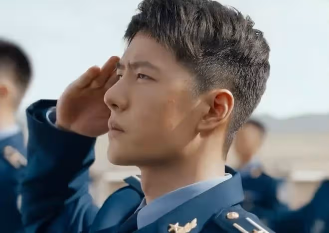 徐崢《逆行人生》來襲,我想說:拿下30億票房不是沒可能
