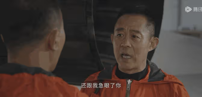 收視第一!《新聞聯播》表揚,央視這部黑馬劇,讓我想站起來鼓掌