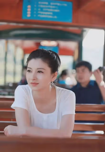 斕曦：吃飯路上白撿一個老公，低調幸福11年，如今已成人生贏家
