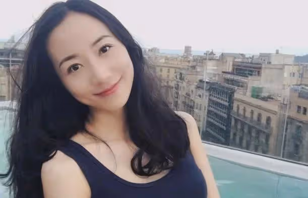 41歲韓雪跌下神壇，她到底做錯了什麼？