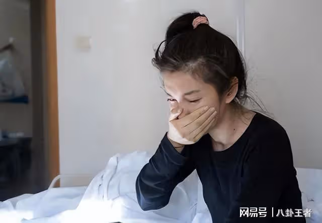 突發!50歲李冰冰患病,正常生活成幻想,10萬月薪請不到1個保姆