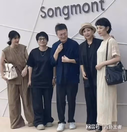 一碰就懷孕?白百何疑懷三胎,短髮現身穿平底鞋,挺大肚子孕味足