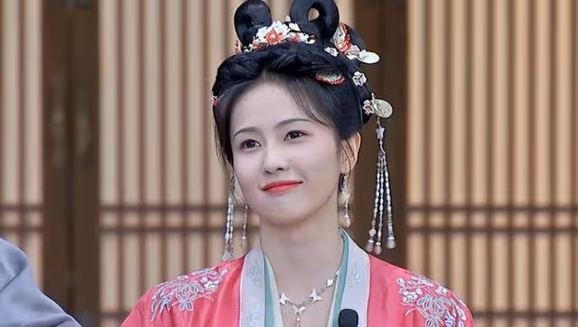 同樣演「絕世美人」,將33歲吳謹言跟29歲白鹿放一起,差距很明顯