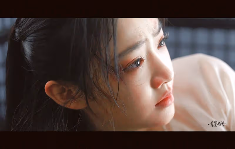 衝著吳謹言看劇,卻愛上了於正旗下的另一位小花,破碎感真絕