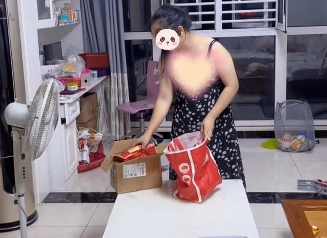 妻子收拾東西回娘家,被丈夫吐槽是去扶貧,看清東西後網友炸鍋了