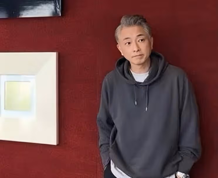 香港男星張松枝回巢TVB,空降《刑偵12》劇組,自曝工作少收入低