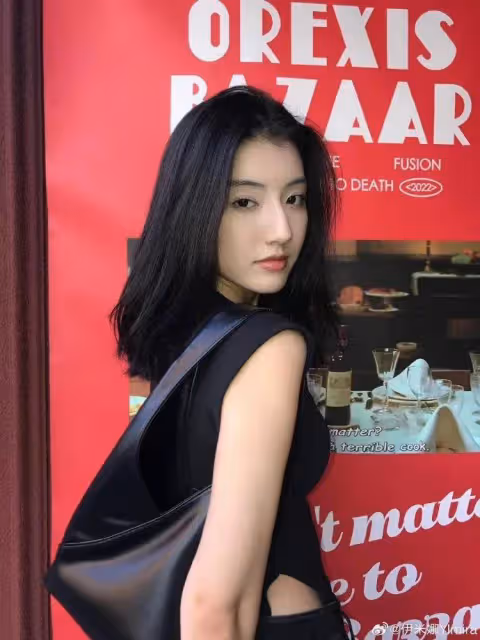 《制暴》新疆美女新人伊米娜太驚艷!魔鬼身材性感火辣