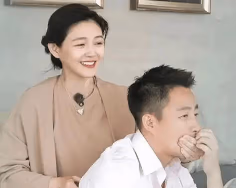 小S計謀得逞了,勸姐姐離婚!如今大S生活一團糟!具俊曄藉故回韓