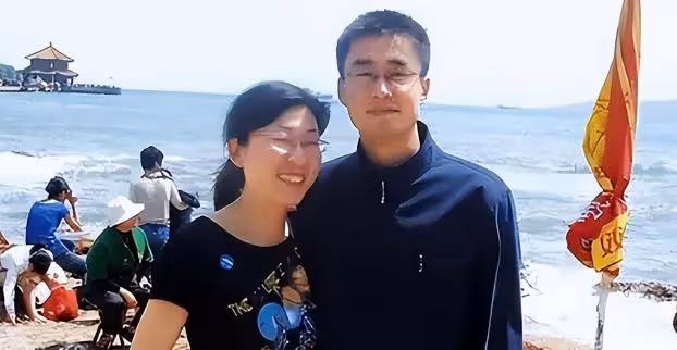 2012年二炮軍官請假未歸,上級電話詢問,女兒:爸爸救人淹死了