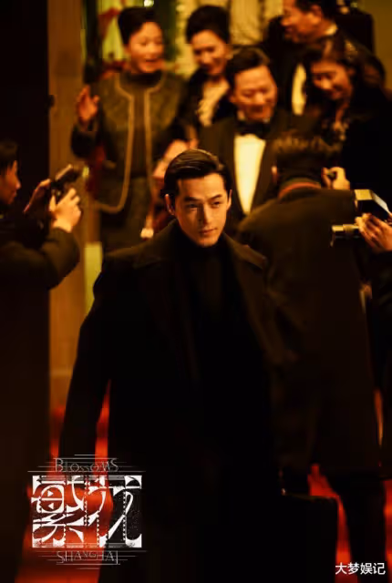 網傳胡歌片酬破千萬!高預算戲約放一邊…點頭接新導演小成本電影