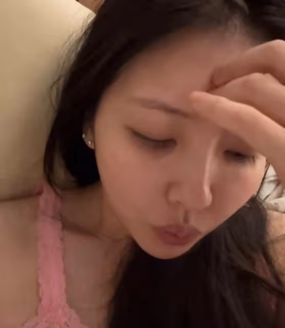 黃一鳴孩子有繼承權嗎?王思聰前女友豆得兒破防,狀態令人擔心