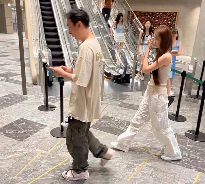黃一鳴孩子有繼承權嗎?王思聰前女友豆得兒破防,狀態令人擔心