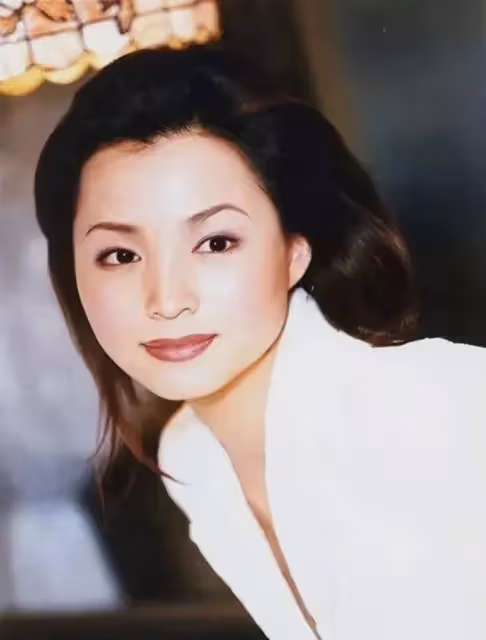 50歲董卿跌下神壇,她到底做錯了什麼?