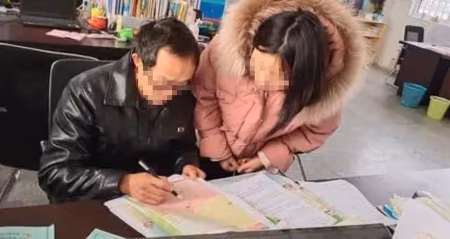 回顧:女老師被校長侵占,為復仇勾引校長兒子,結果父子反目