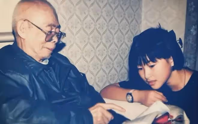 朱珠的坎坷情史被扒:一生愛過四個男人,最終嫁給普通人