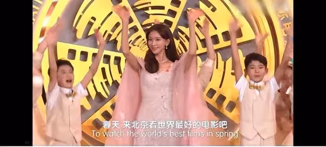 剛從台灣回來,為啥台灣女生穿搭跟我們完全不同,女明星更明顯