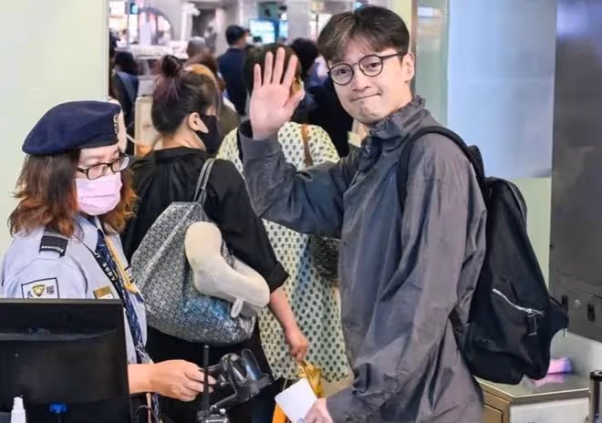 胡歌台灣行新造型亮相,劉海少年引發熱議,親切互動粉絲成焦點