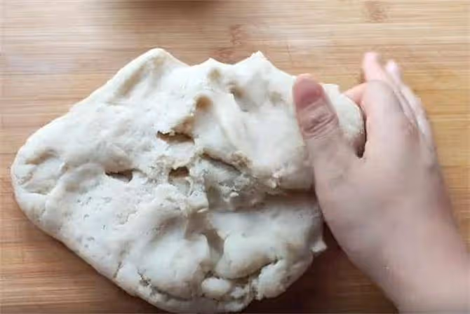 不用烤箱,不發麵,教你做15分鐘就能出鍋的小酥餅,咬一口直掉渣