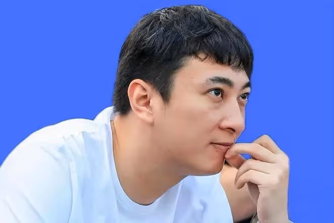 王思聰財富榜位列第9，身家1408億，曬豪車美食展示好心情